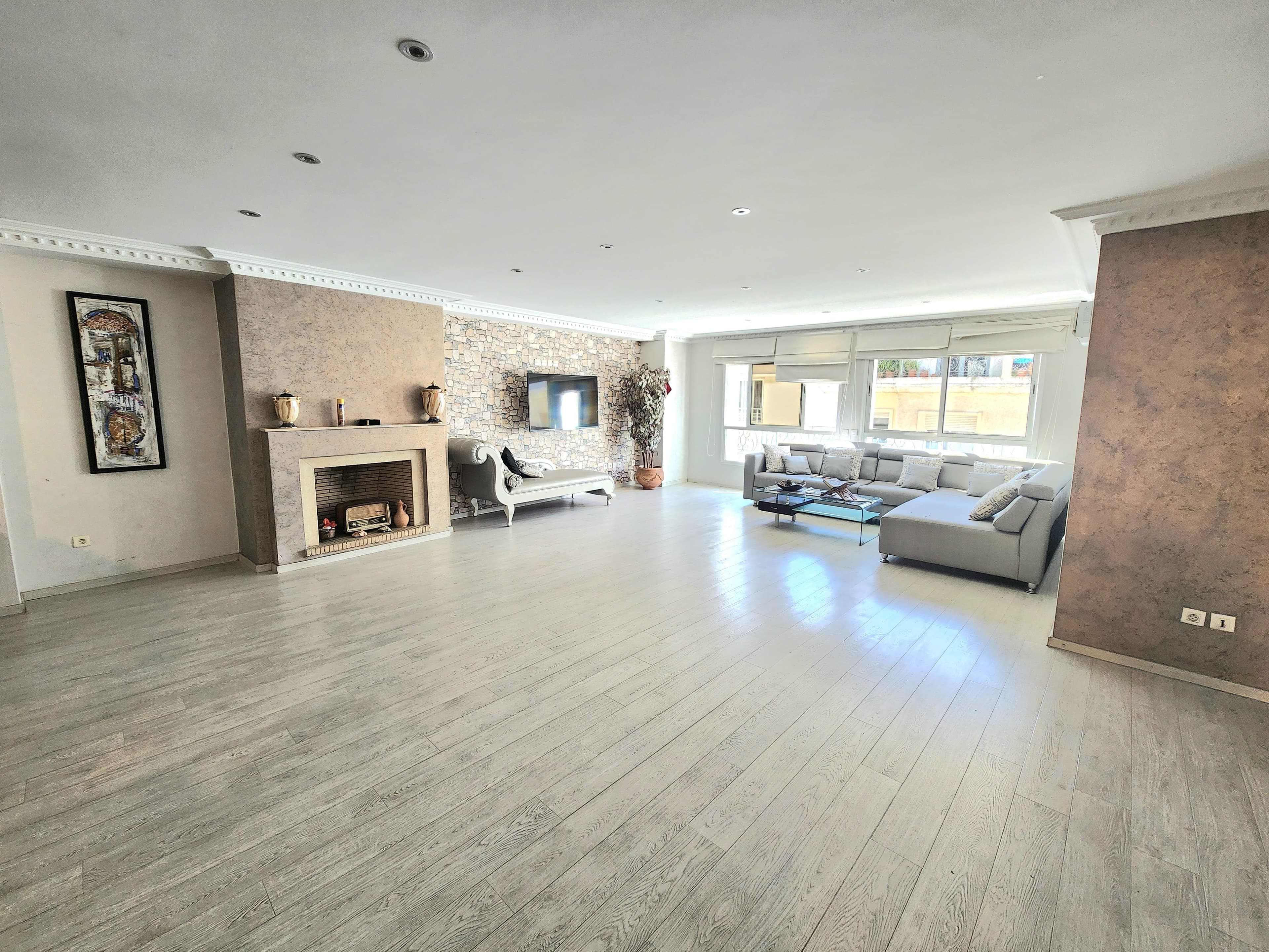 Appartement 3 chambres  à vendre de 206 m²