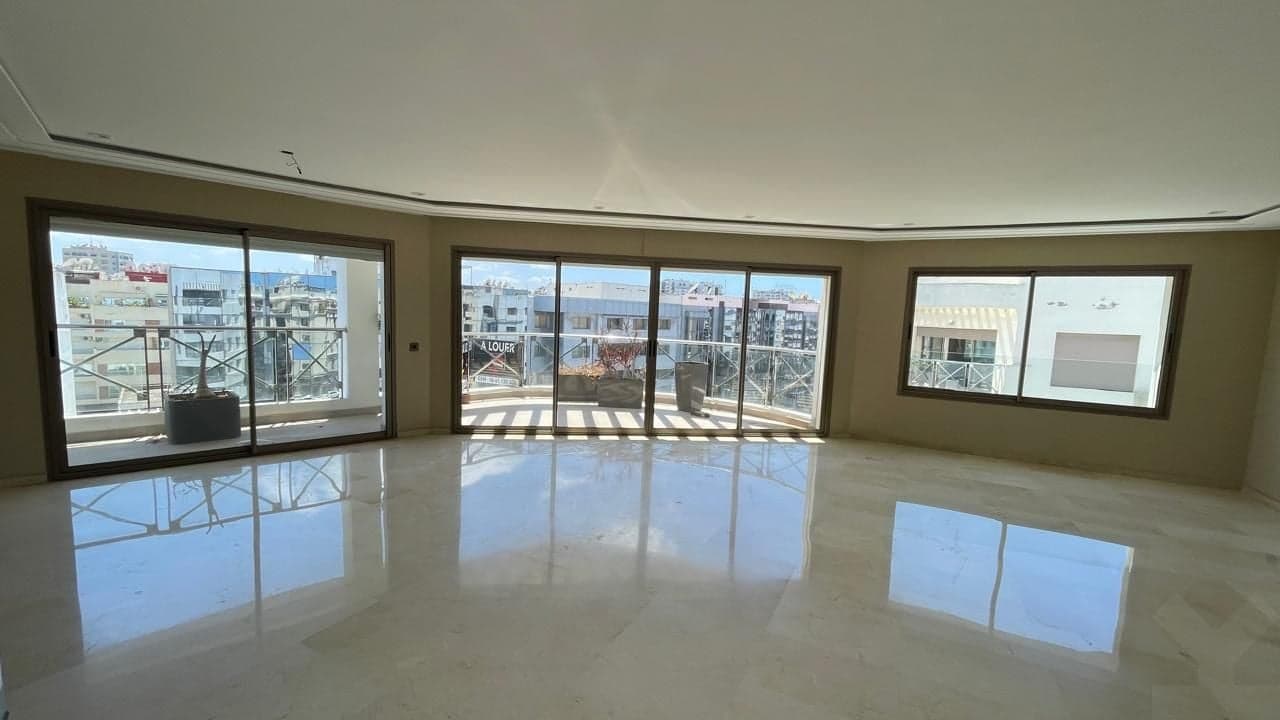Appartement 3 chambres  à vendre de 431 m²