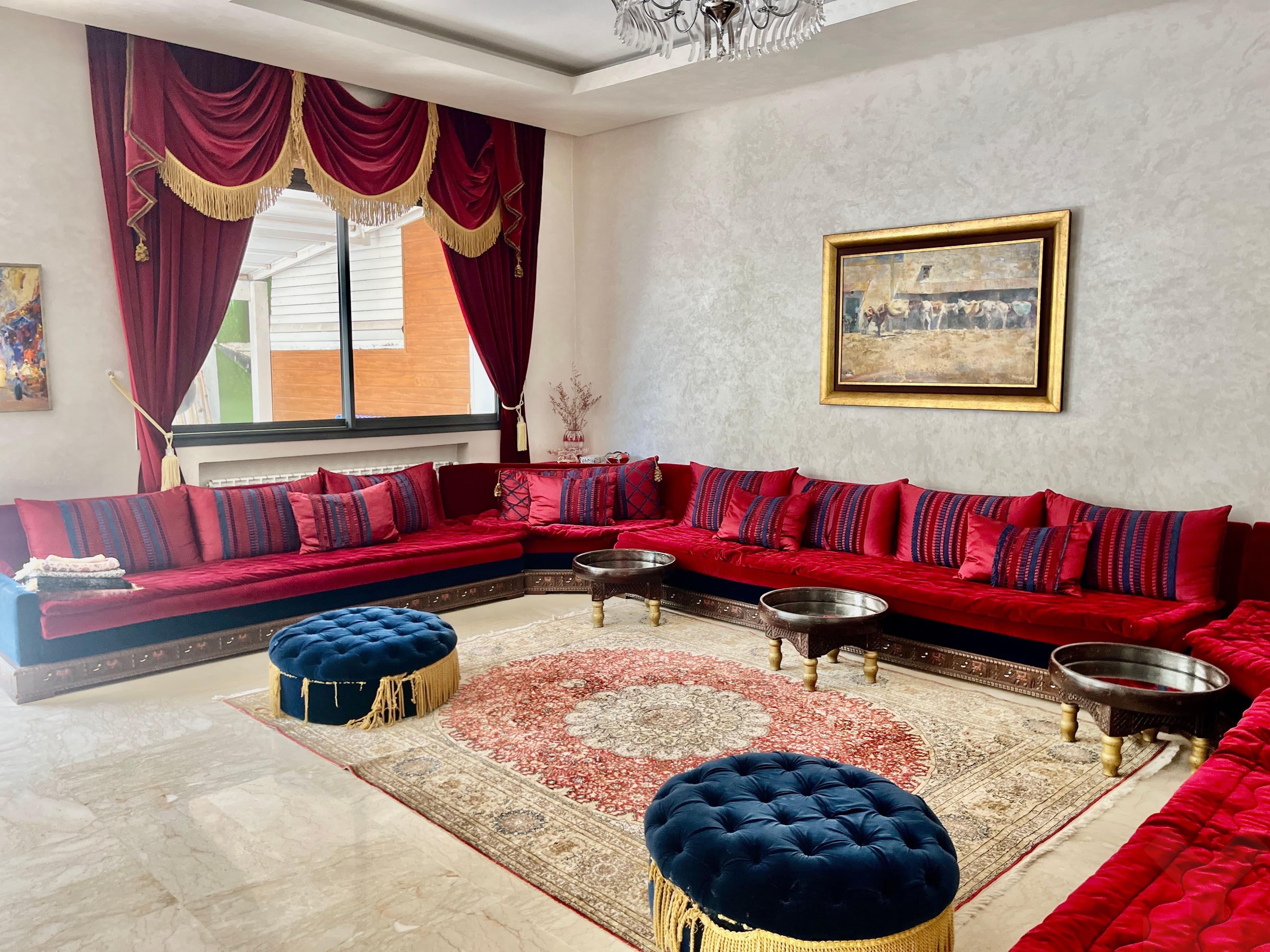 Villa meublée à vendre de 317 m² de terrain et 300 m² construits