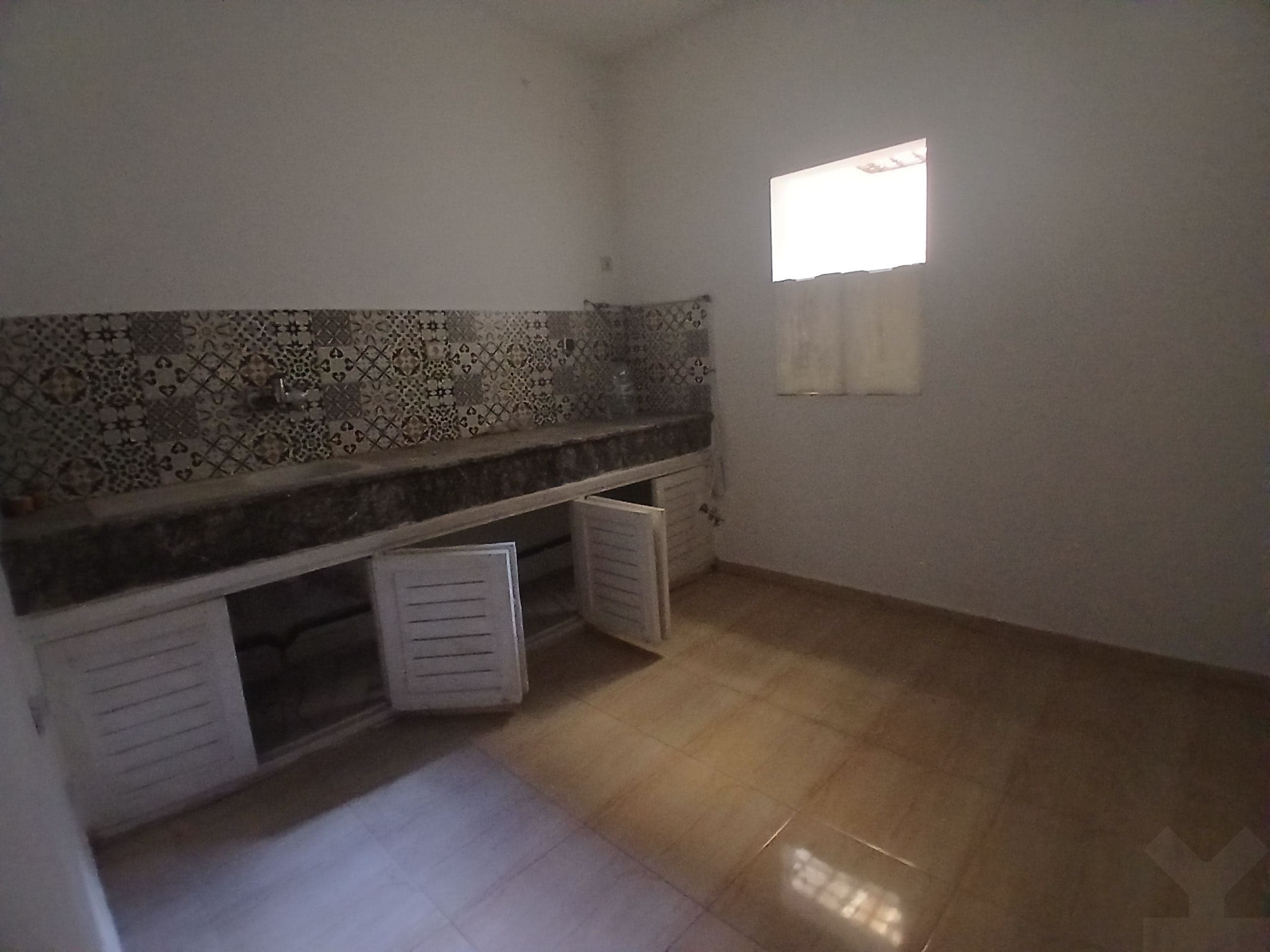 Maison à vendre de 100 m² de terrain et 200 m² construits