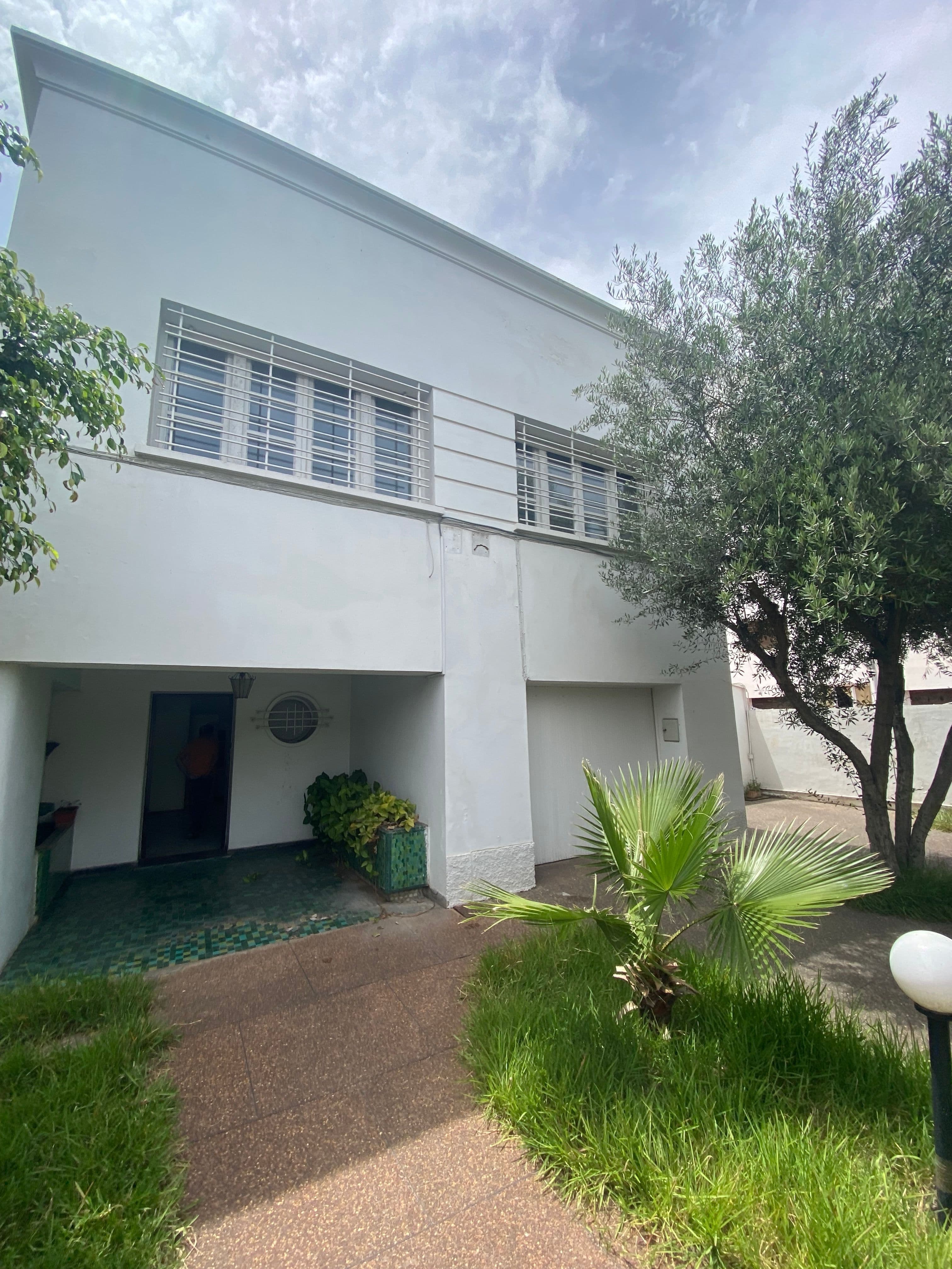 Villa à vendre de 514 m² de terrain et 510 m² construits