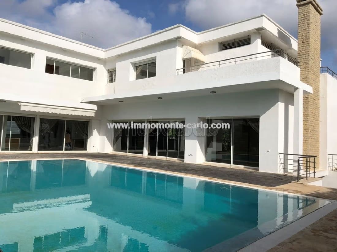 Location Villa très haut standing à Souissi