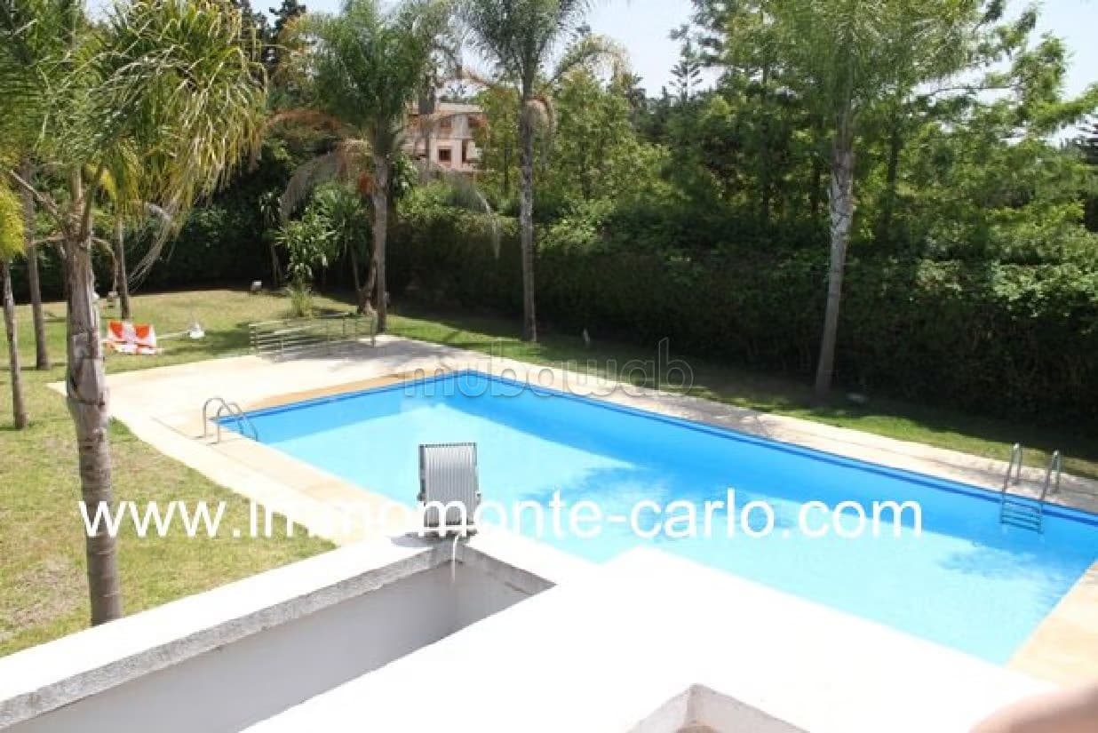 Superbe villa avec piscine à souissi Rabat