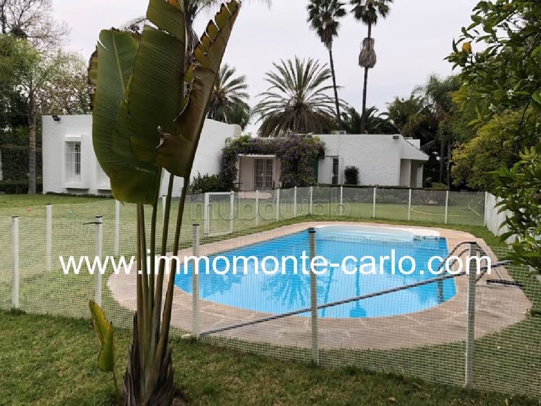Très belle villa avec piscine à souissi