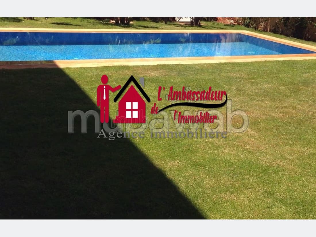 Villa Moderne de 722 m2 à Ain diab