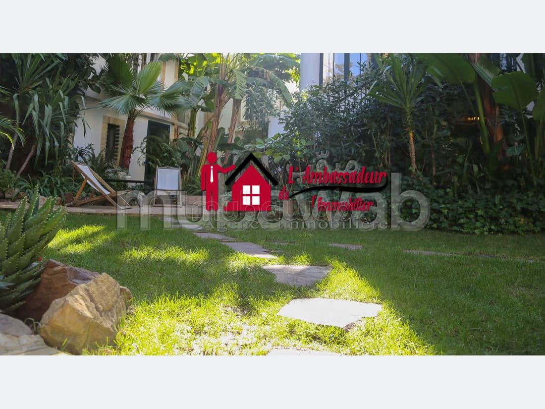 Villa de 475 m2 en pleine Anfa supérieure RARE