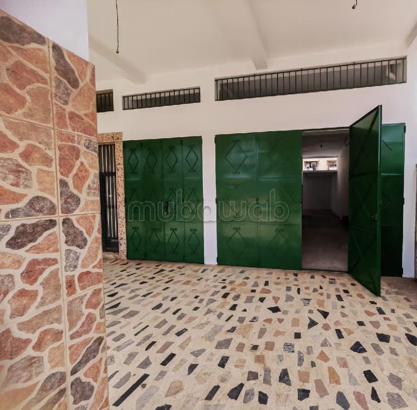 GRANDE OPPORTUNITÉ-Magasin à vendre à Temara