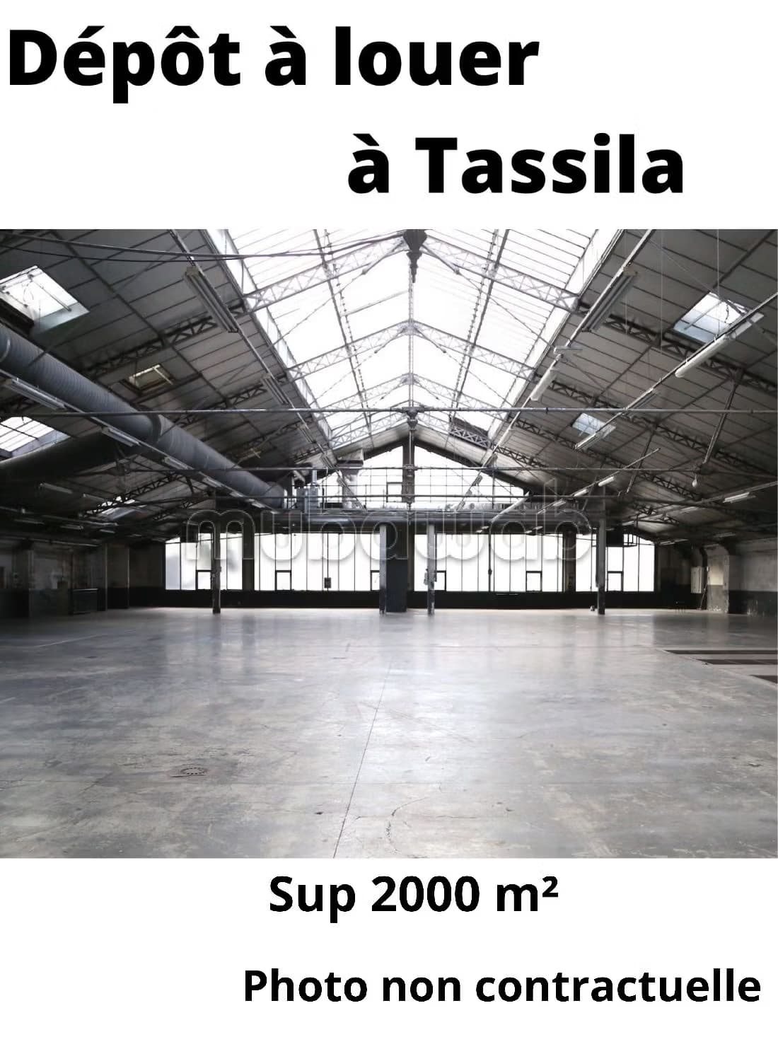 Depot à louer de 1000 m² au quartier Tassila
