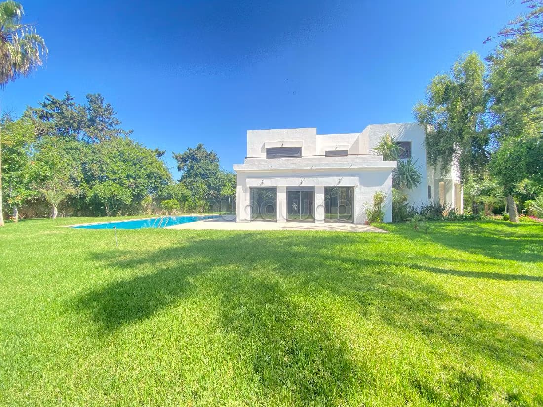Magnifique villa à louer à Quartier Des Ambassades. 7 pièces...