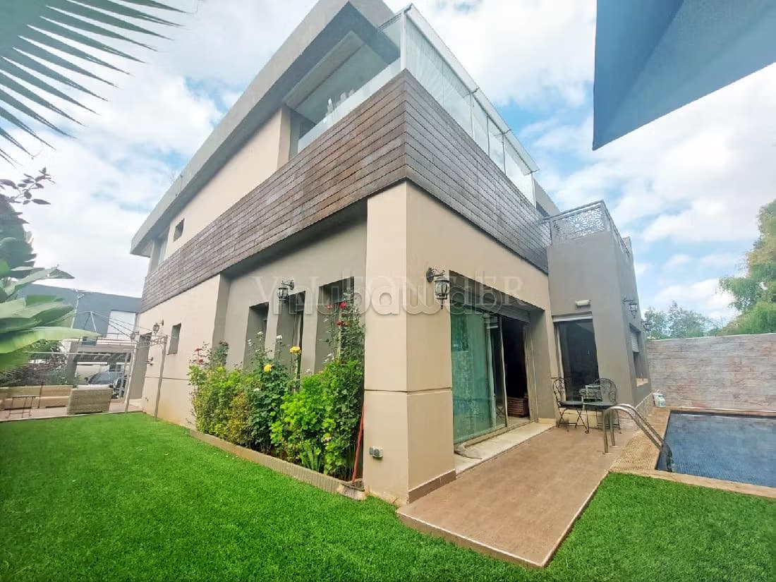 Vente très belle villa jumelée bien située à Prestigia Bousk...