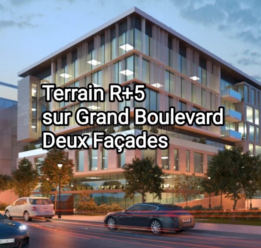 Terrain R5 à vendre à sur grand boulevard