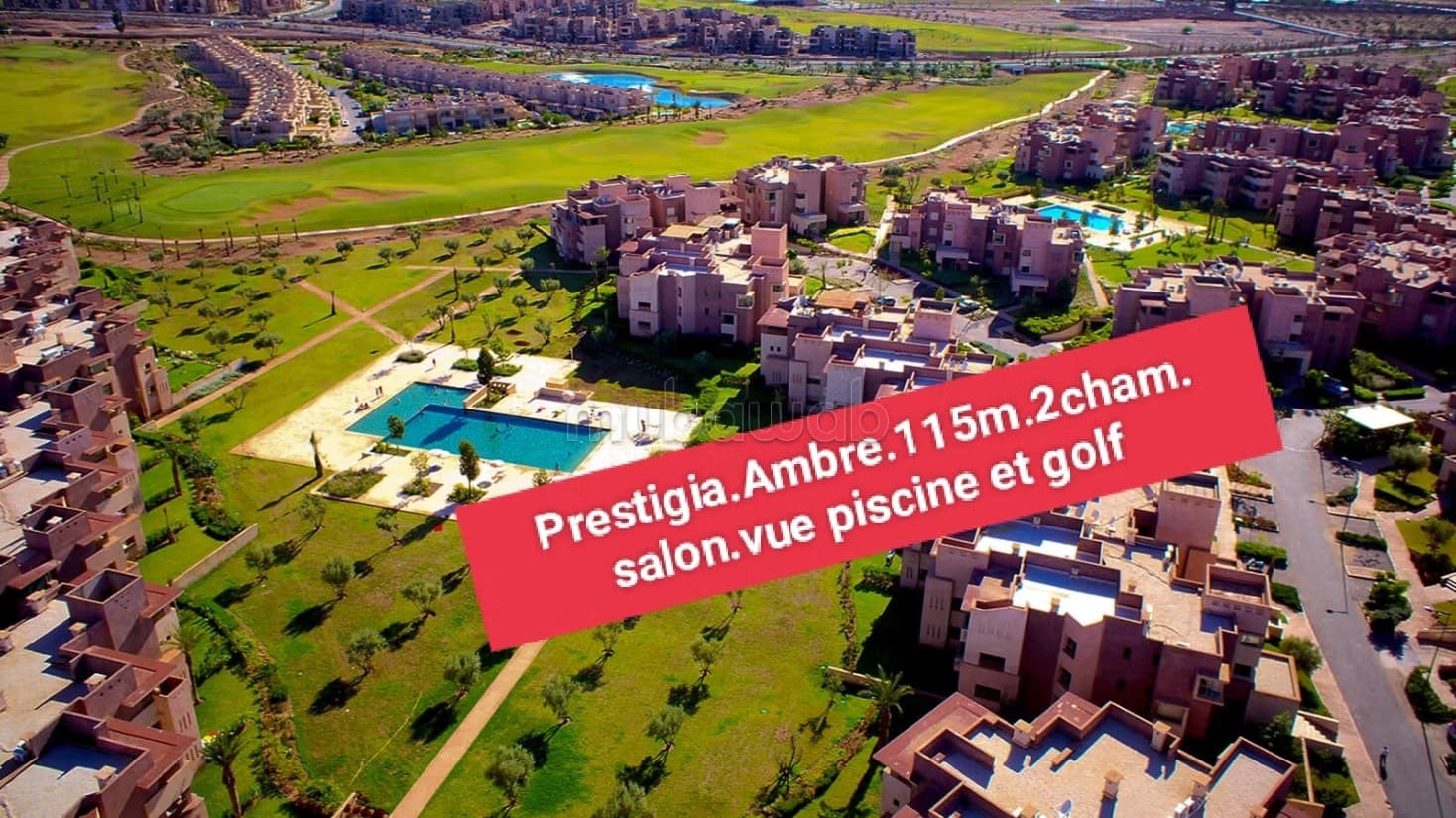 Appartement 115m, 2chambres, salon vue piscine