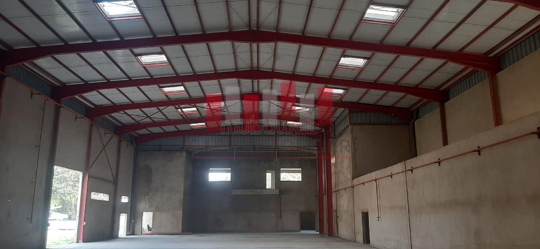 Usine industrielle semi fini de 6.000 m2 de terrain en plein...