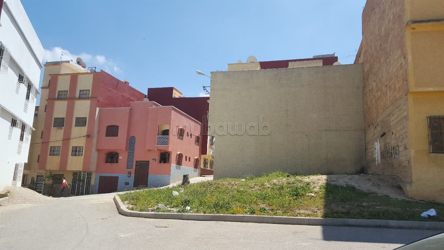 Terrain titré à deux façades à zerhounia Meknes