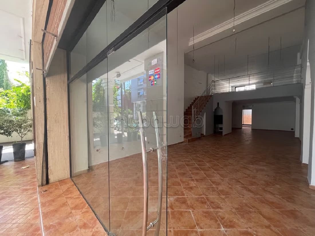 A vendre beau local cal amenage mohammedia parc