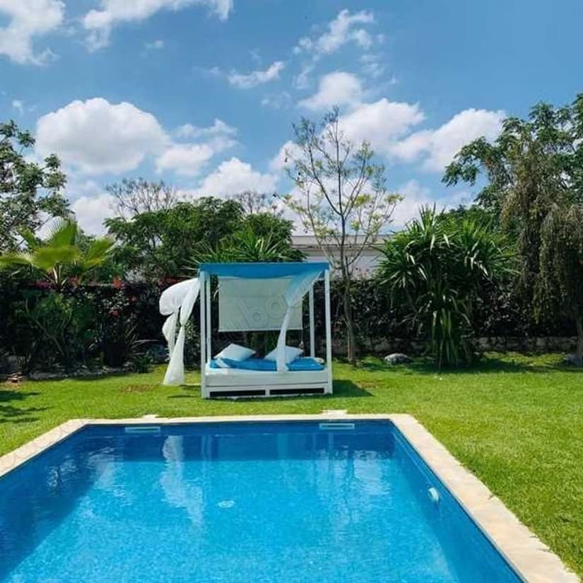 Villa à Vendre de 949.0 m² à Bouskoura, Bouskoura