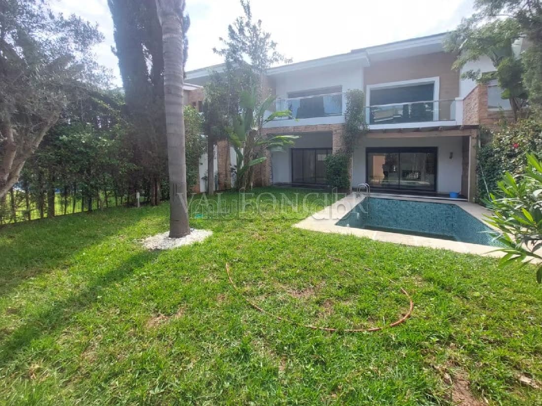 Vente très belle villa de 4chambres avec piscine 359m2 La Pa...