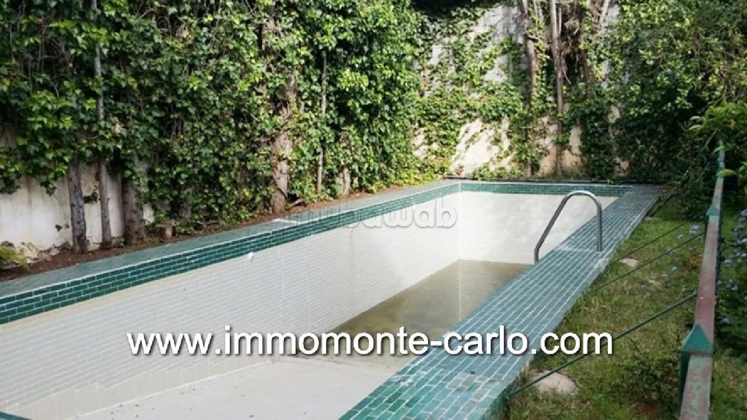 Location villa avec piscine au quartier Agdal