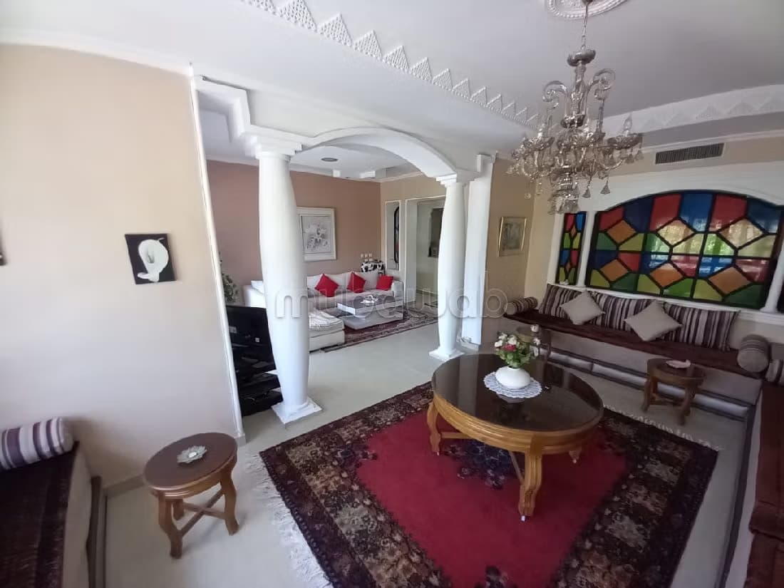 Joli appartement au quartier iberia