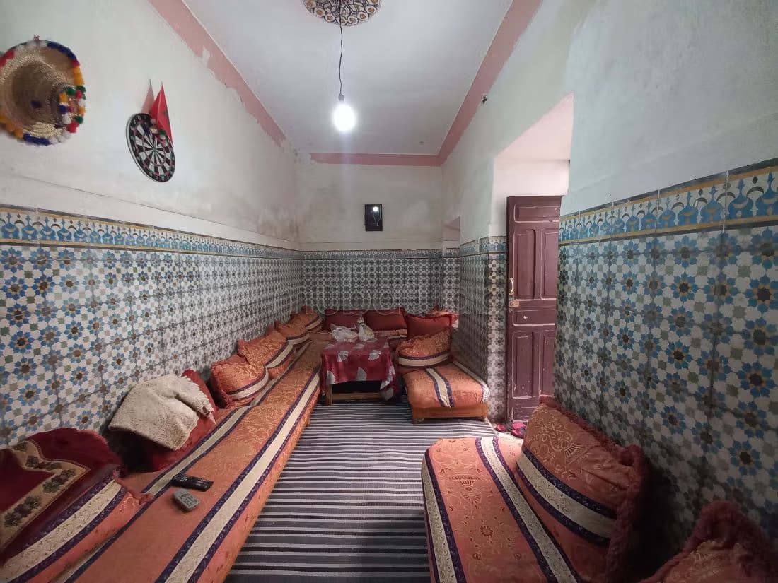 KASBAH, riad ancien à rénover, bon quartier