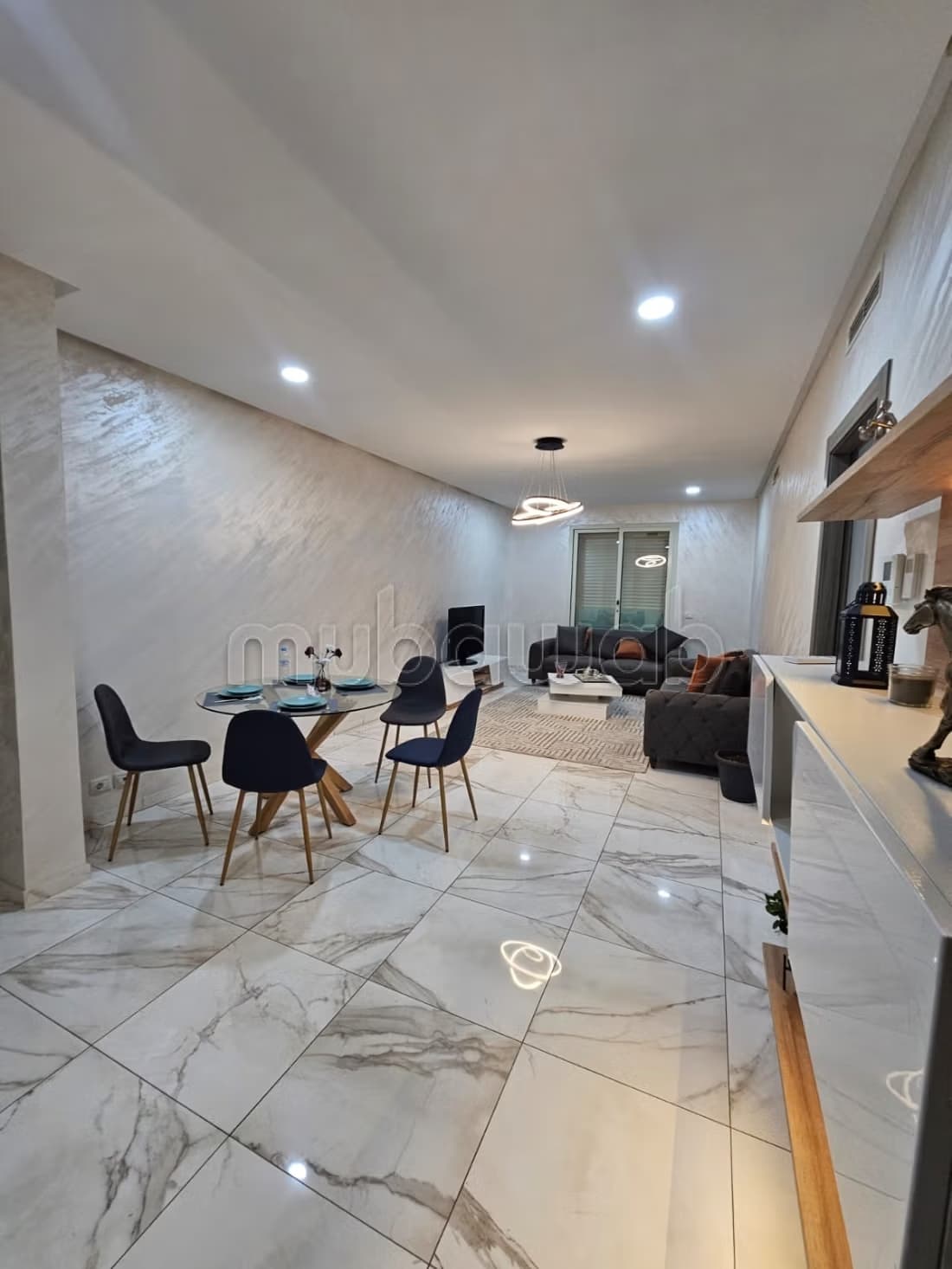 Appartement de 80m bien orienté à l'oasis