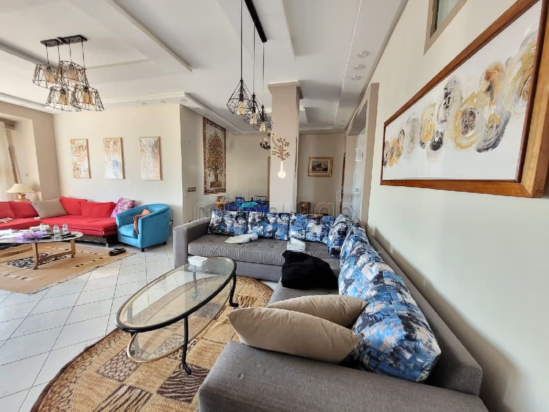 Appartement à Louer de 123.0 m² à Casablanca, Quartier Bd Me...
