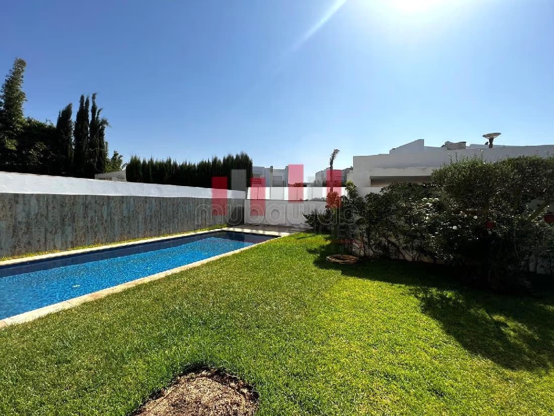 Superbe villa / 4 chambres / bouskoura ville verte