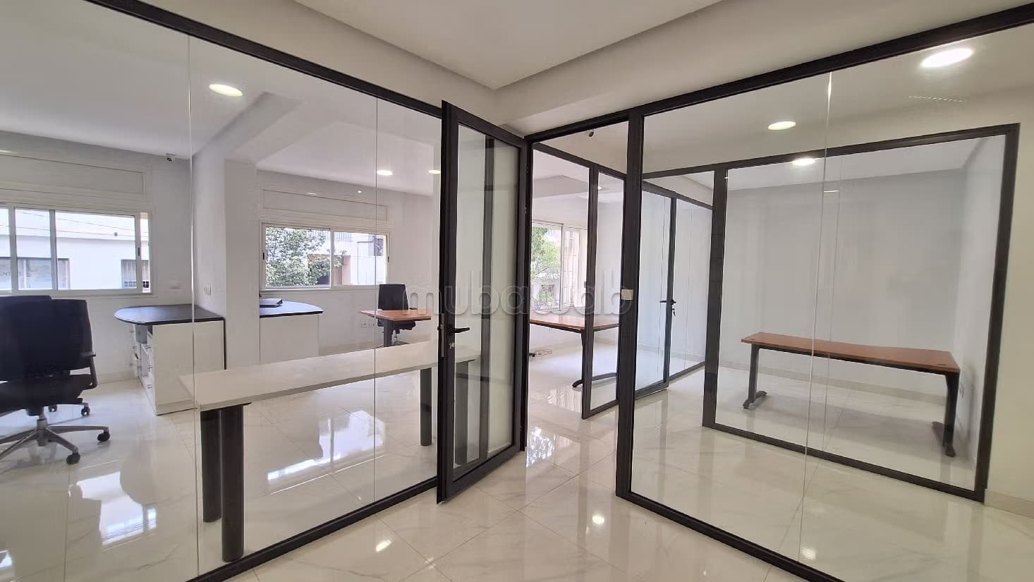 Bureaux de 60 et 98 m² 1er étage neuf