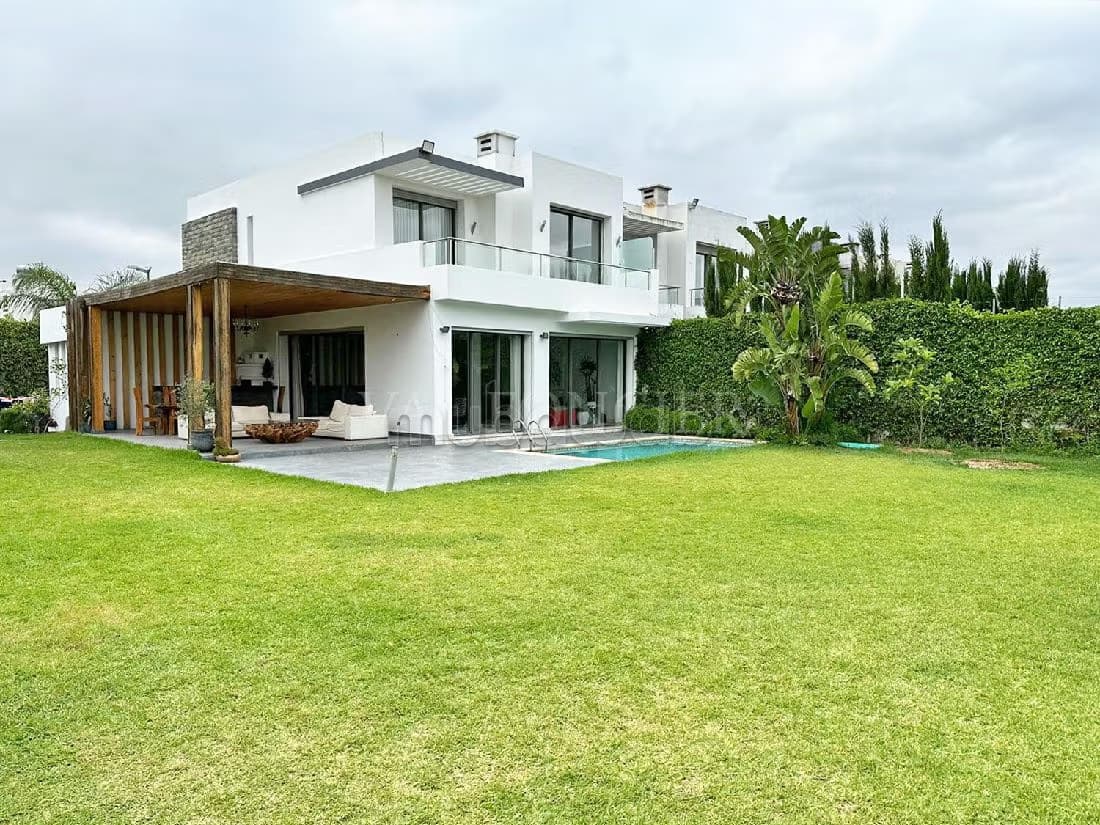 Location Magnifique villa moderne meublée ou vide 902m2, Bou...
