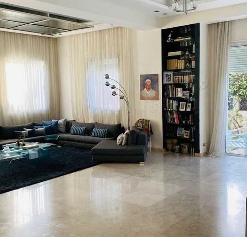 Villa à Vendre de 412.0 m² à Casablanca, Longchamps