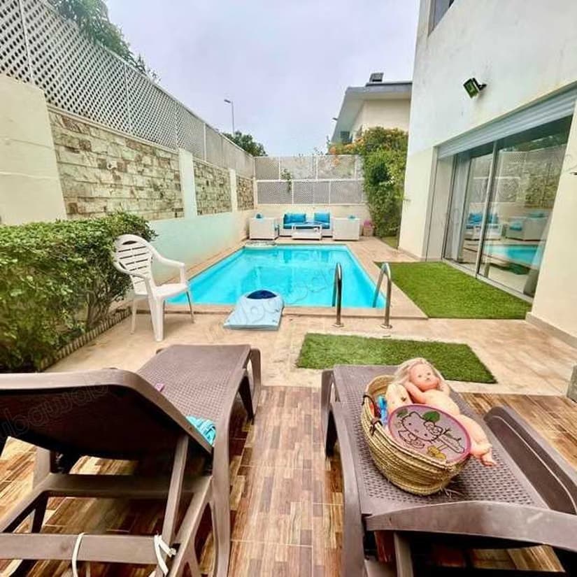 Villa à Vendre de 299.0 m² à Dar Bouazza, Tamaris2