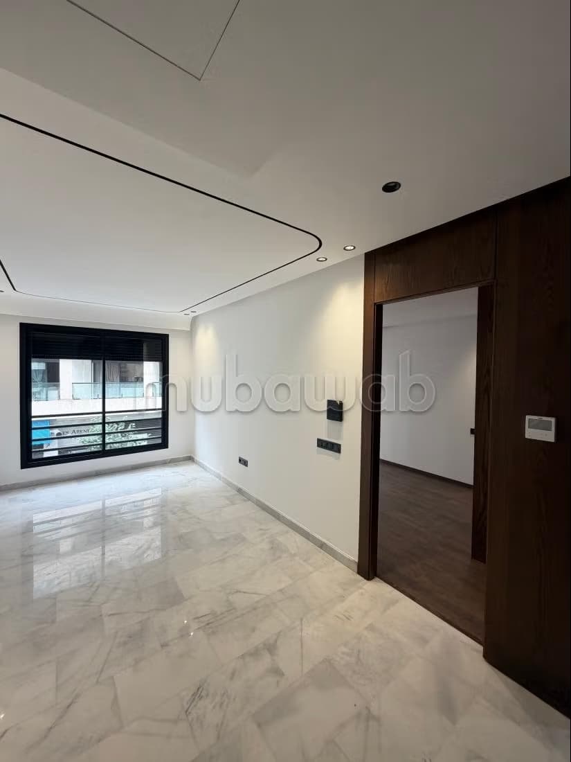 Studio premium à saisir
