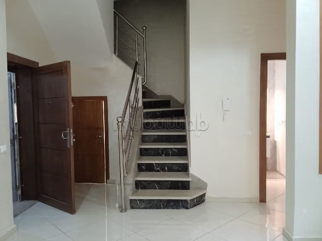 Duplex à vendre situé au centre ville