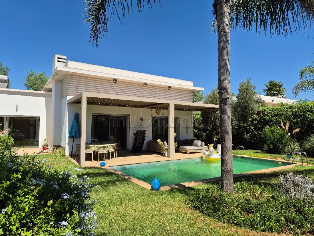 Villa plain pied moderne à Bouskoura Sud
