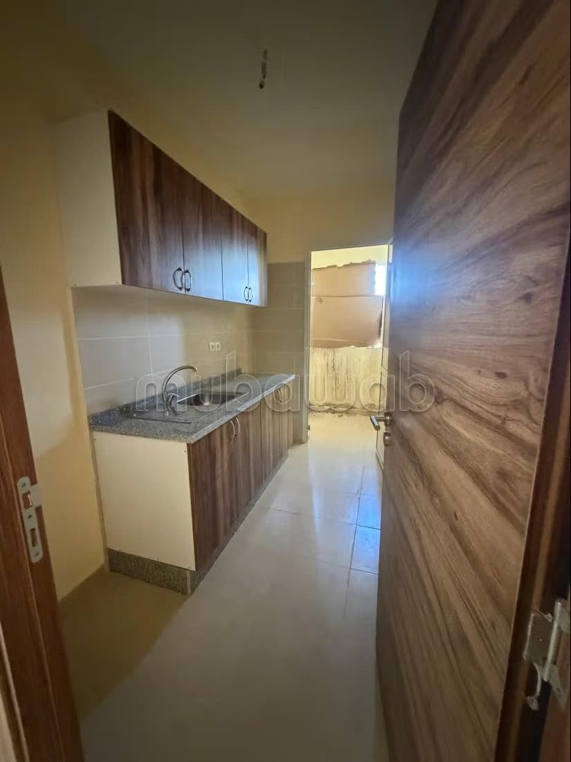 Joli appartement 3 chambres vide Neuf