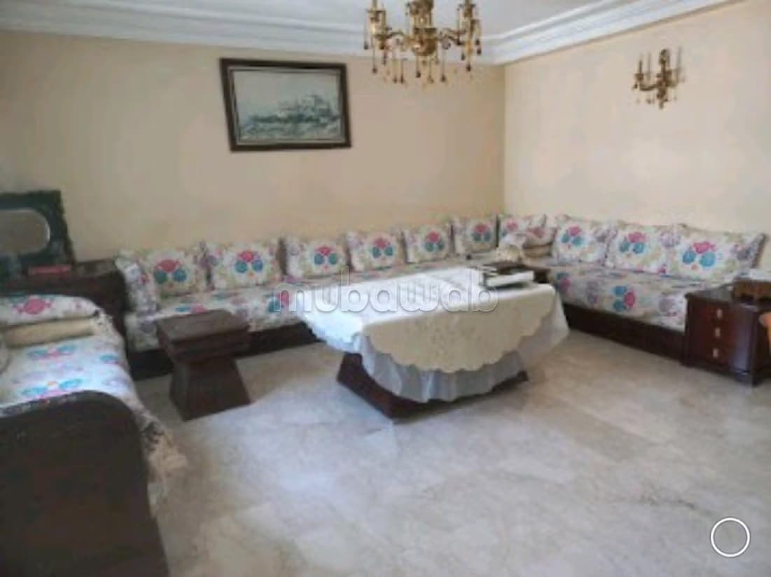 Apparemment à vendre hay riad