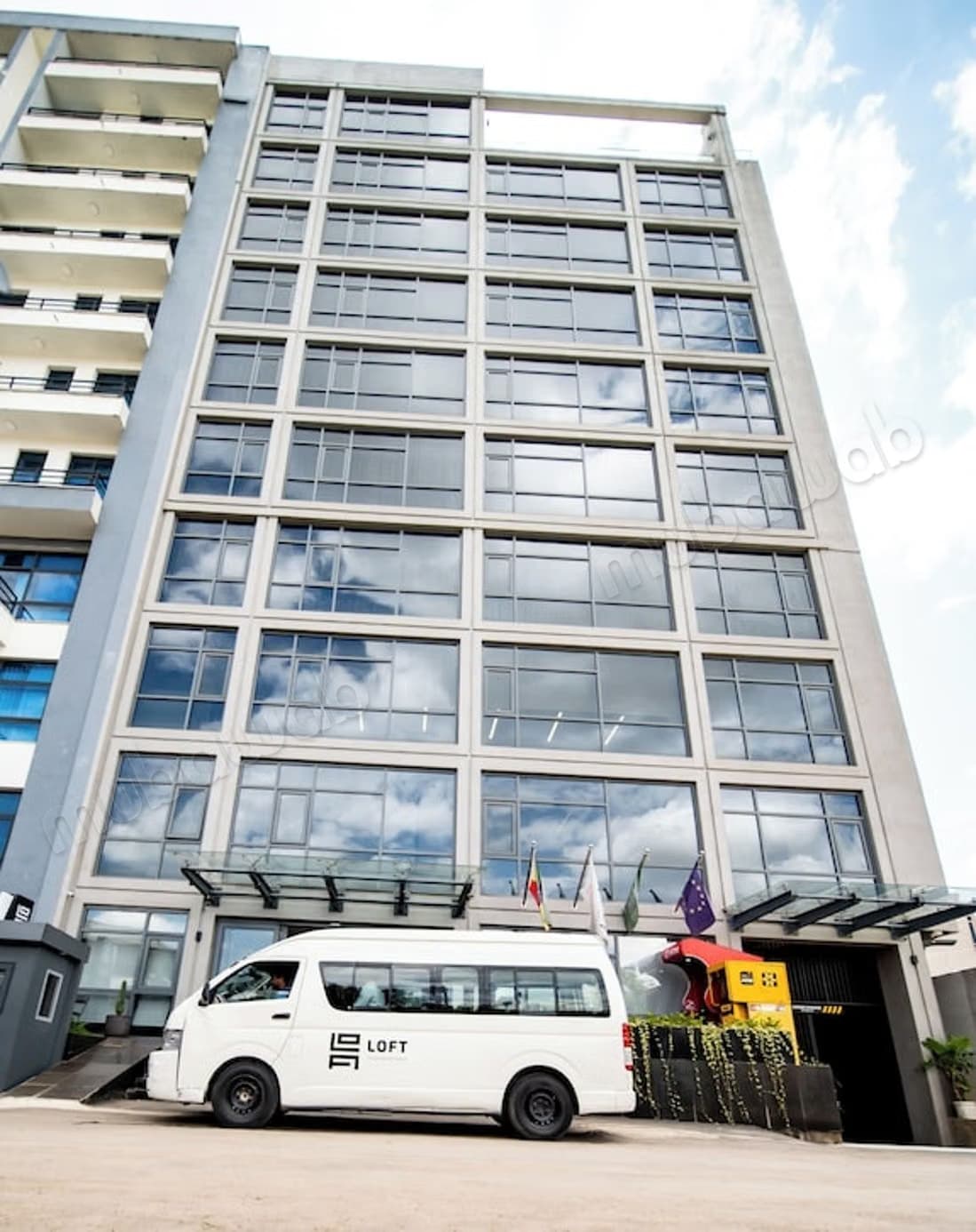 Un magnifique immeuble à usage apt hôtel