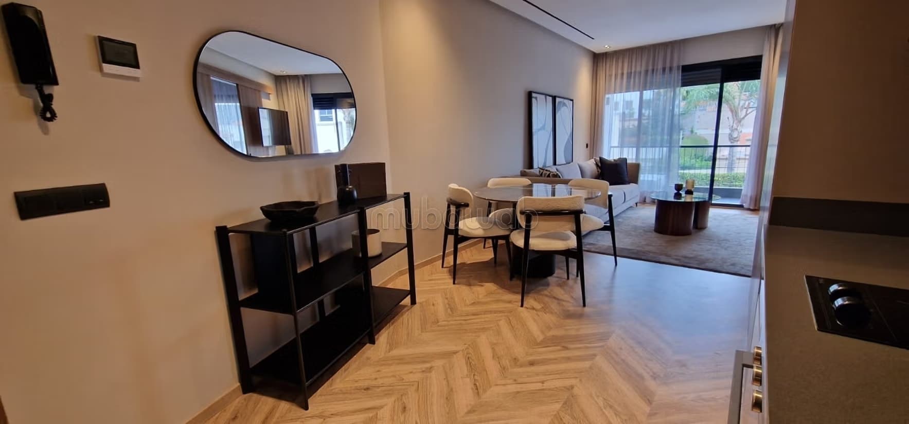 Très bel appartement en location à Riviera. Surface totale 5...