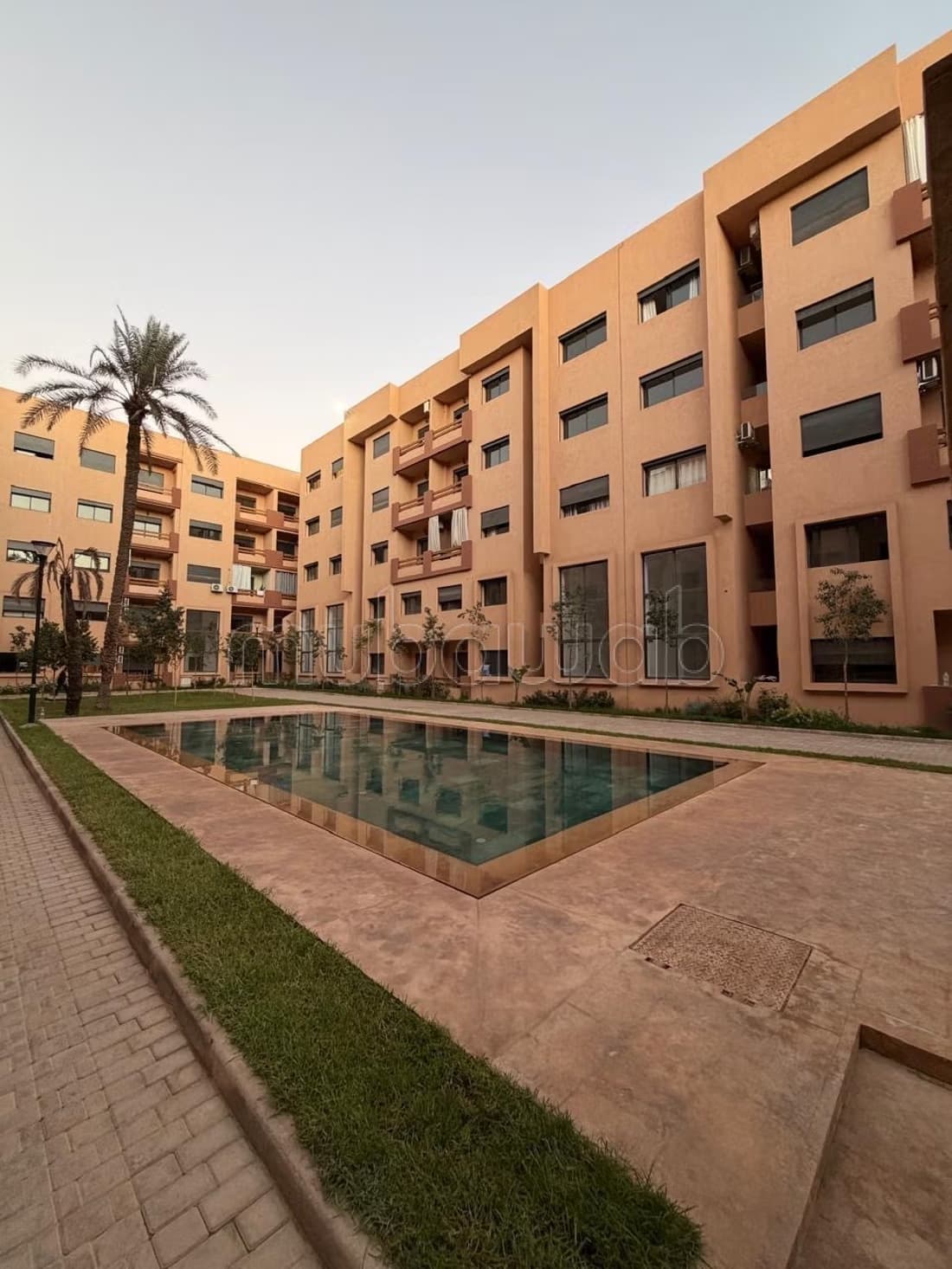 Joli appartement 1 chambre meublé avec piscine