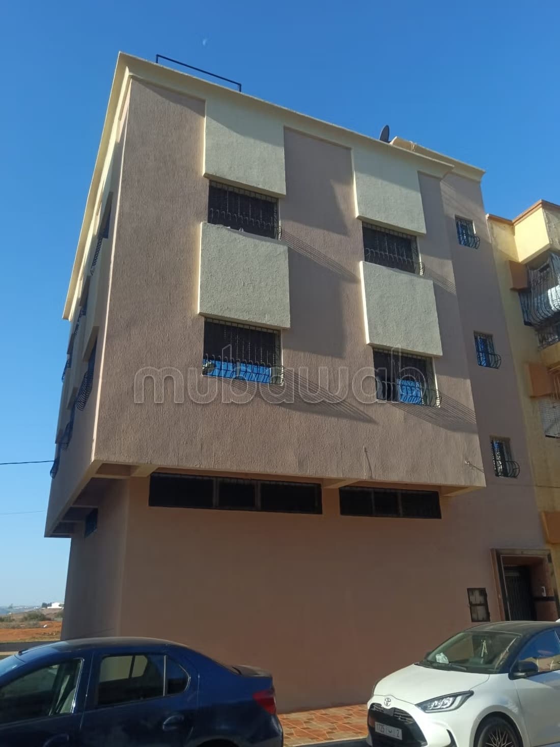 Maison a vendre a sale lot farah av. Zarbia