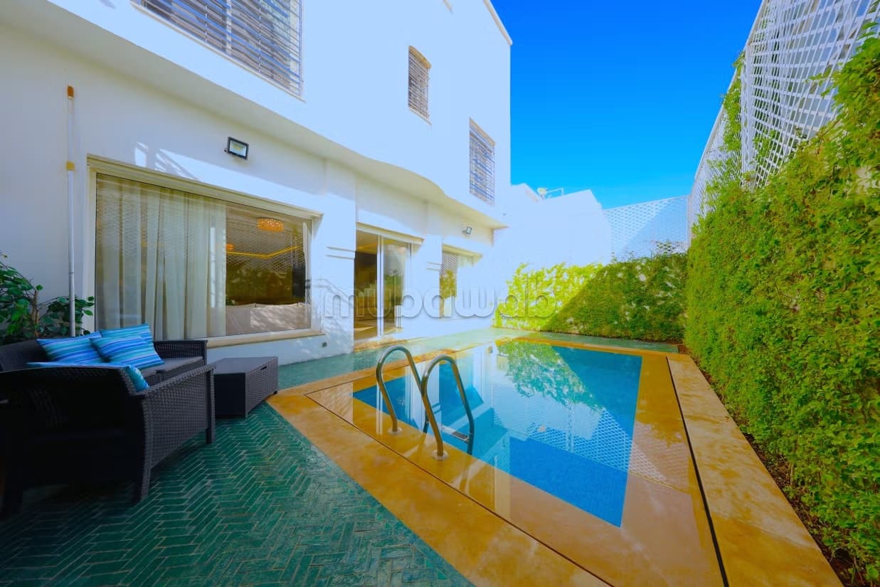 Villa avec piscine à vendre à Fès Route immouzer