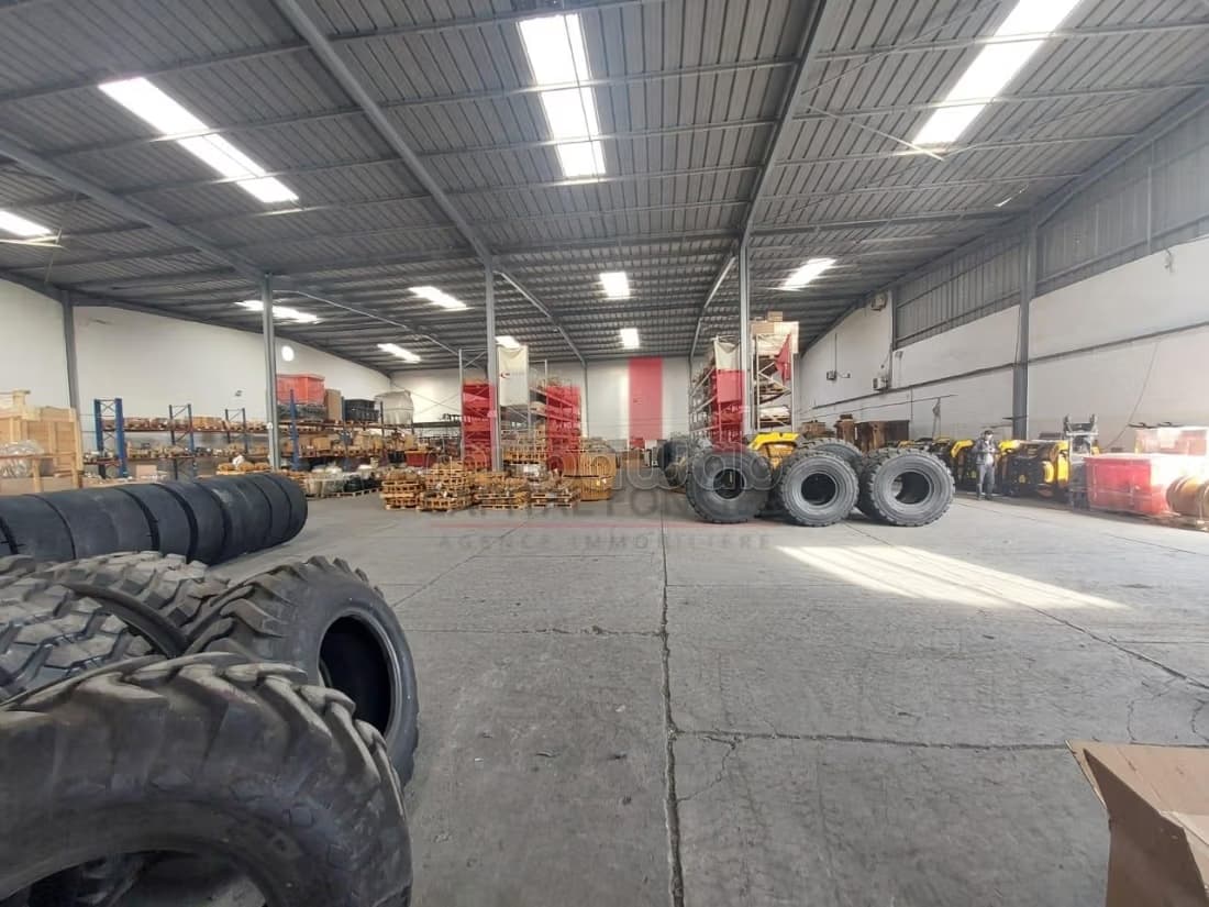 Excellente opportunité Usine industrielle d une surface de 2...