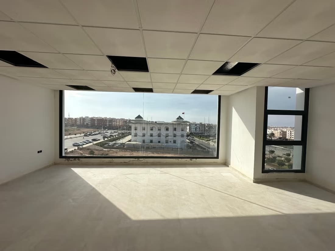 Bureaux haut standing à louer à Wifak