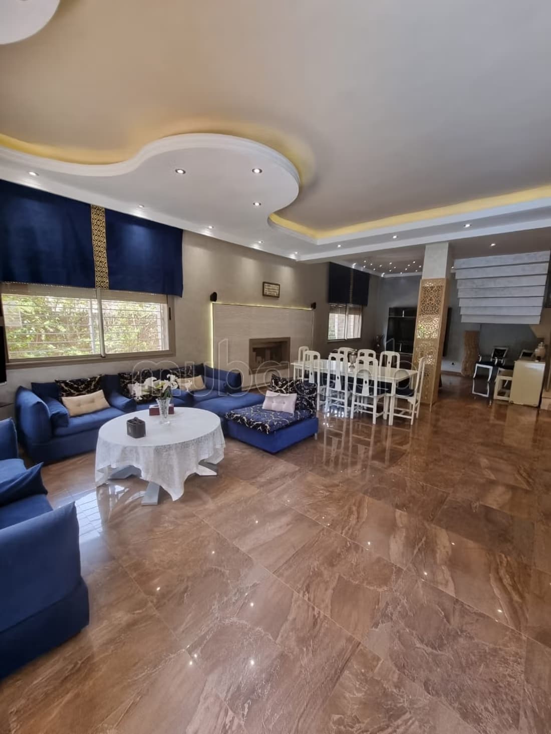 Location villa de luxe à Masmoudi. 4 belles chambres. Bien m...