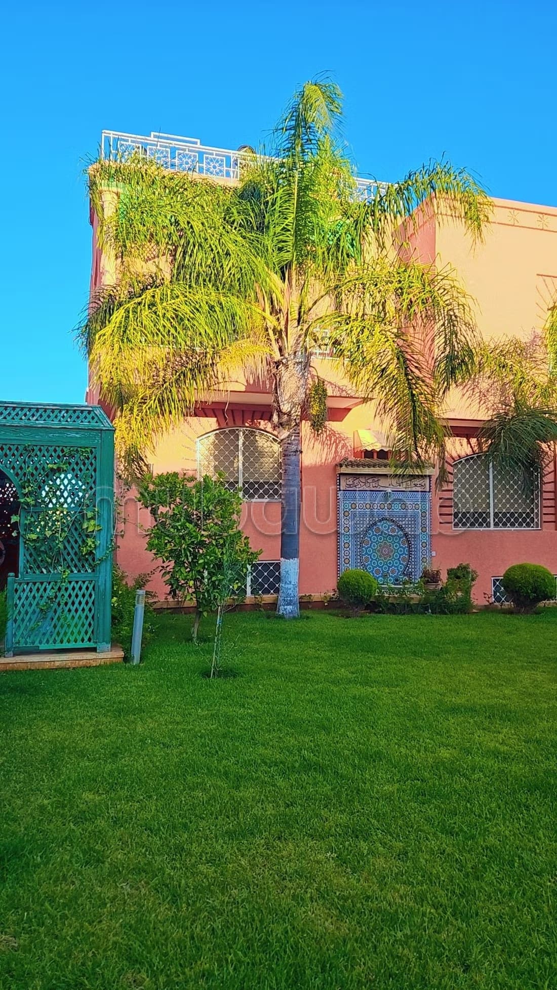 Somptueuse villa à vendre à Hay salam. 3 grandes pièces. Bie...