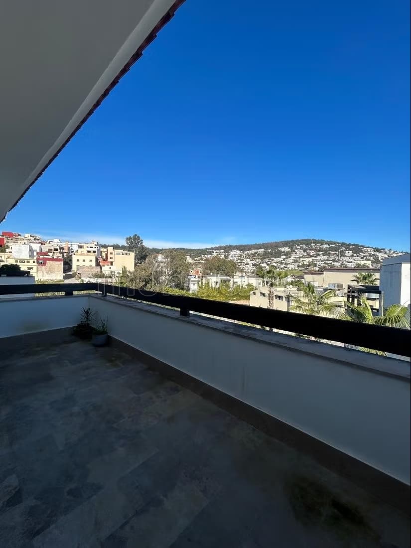 Appartement à boubana a louer 4 chambres. Belle terrasse et...