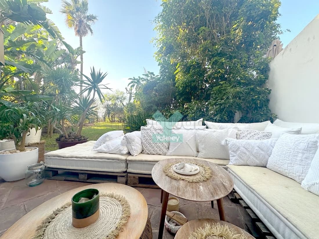 Sublime rez de jardin vue océan en résidence