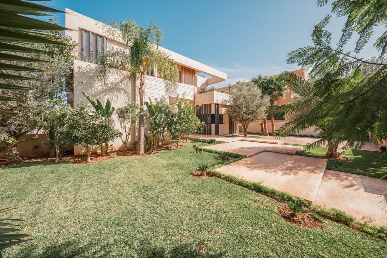 Villa neuve amelkis Front de golf