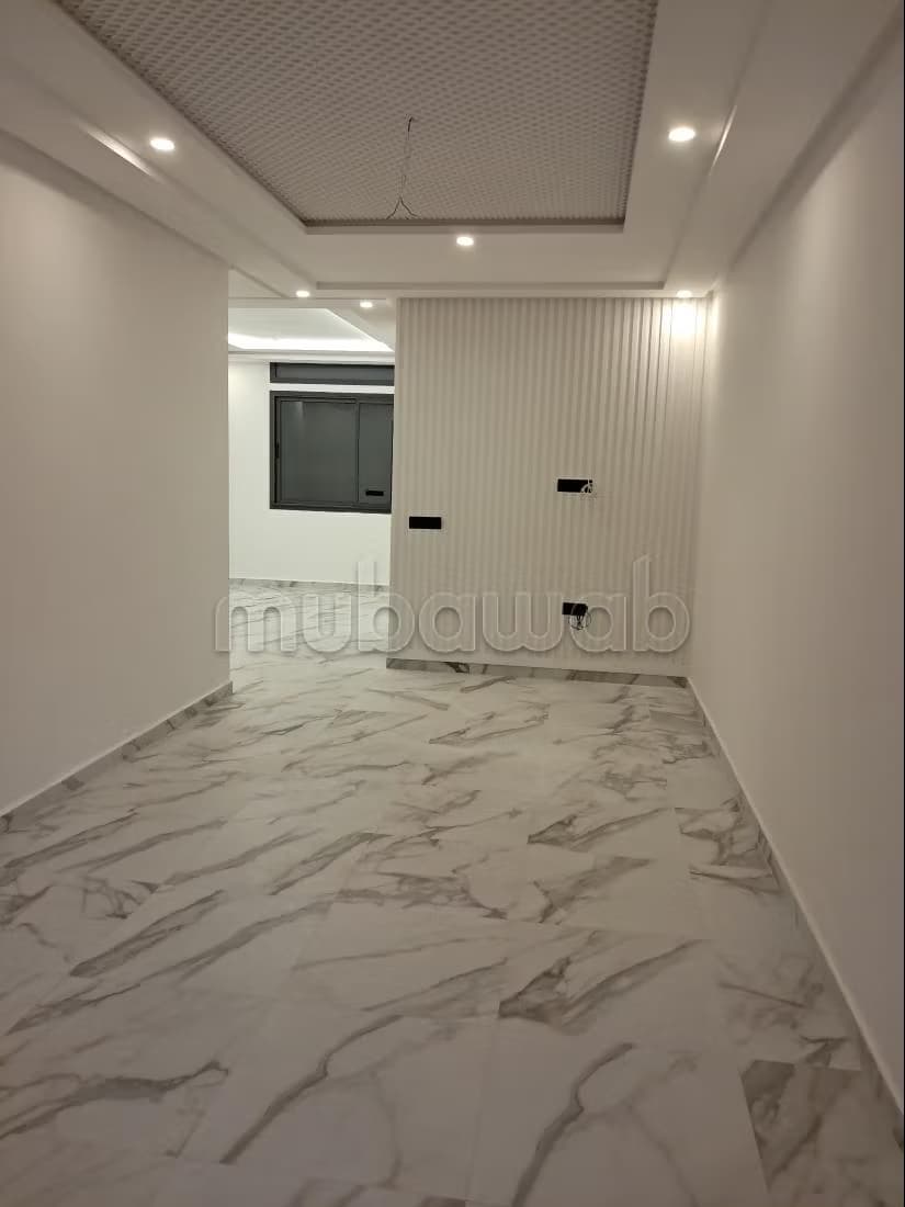 Très bel appartement en location à Aviation Mabella