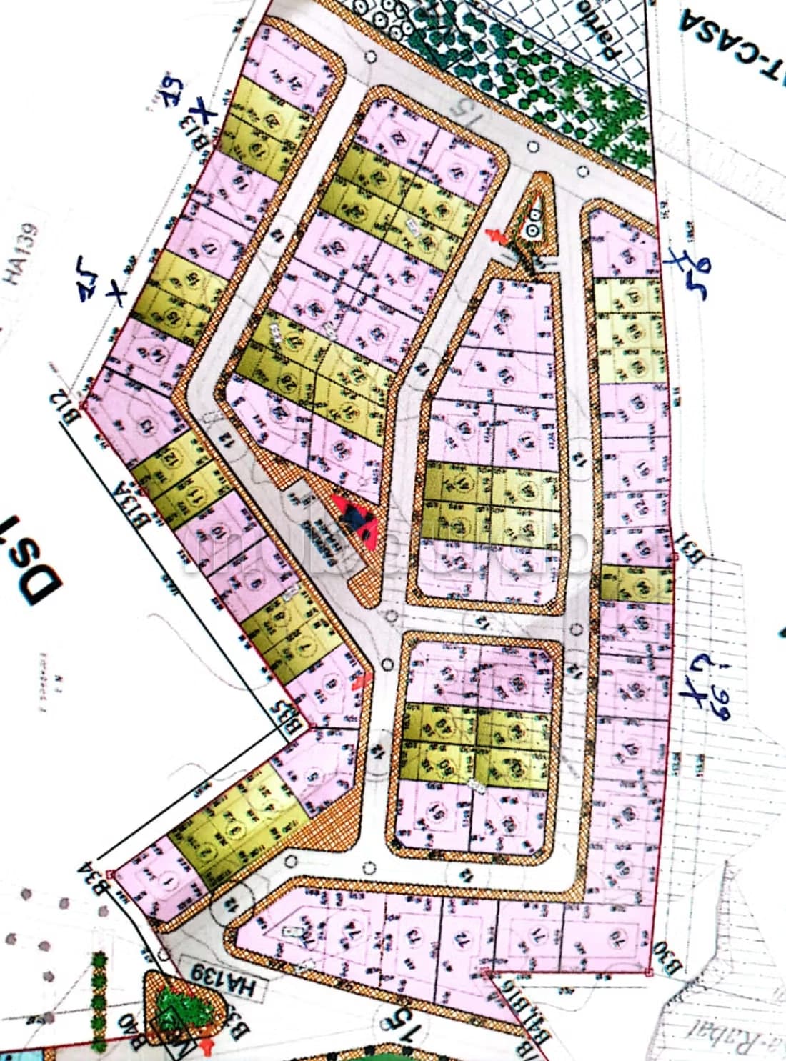 Terrain en vente à Val d'or. Superficie 207 m²